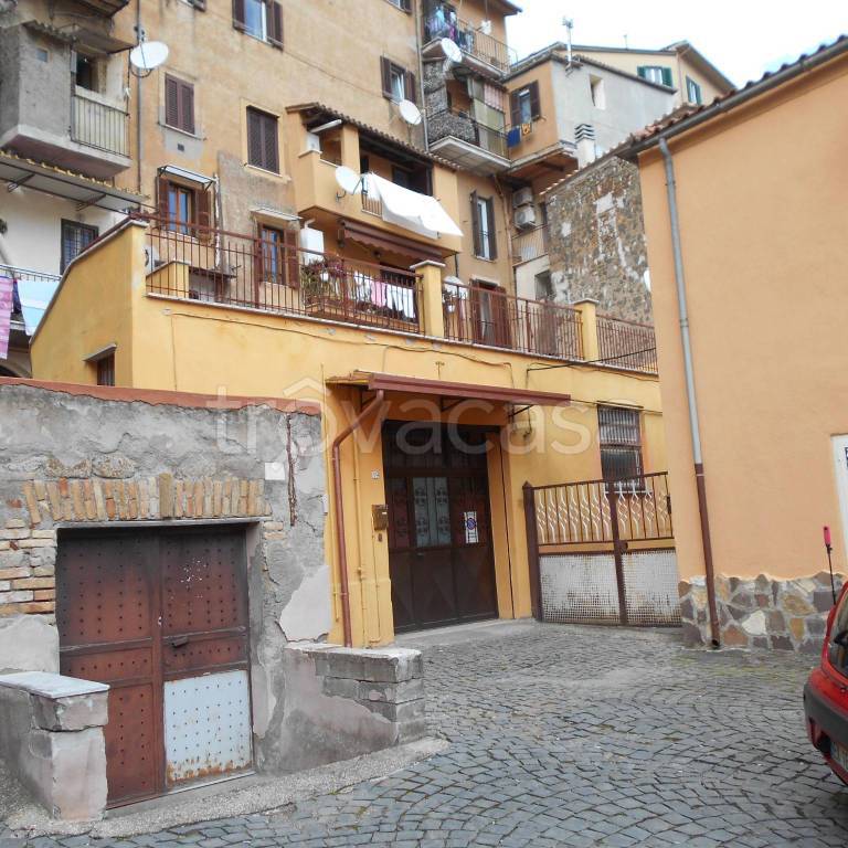 locale commerciale in vendita a Monte Compatri