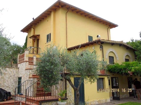 casa indipendente in vendita a Monte Compatri in zona Pantano