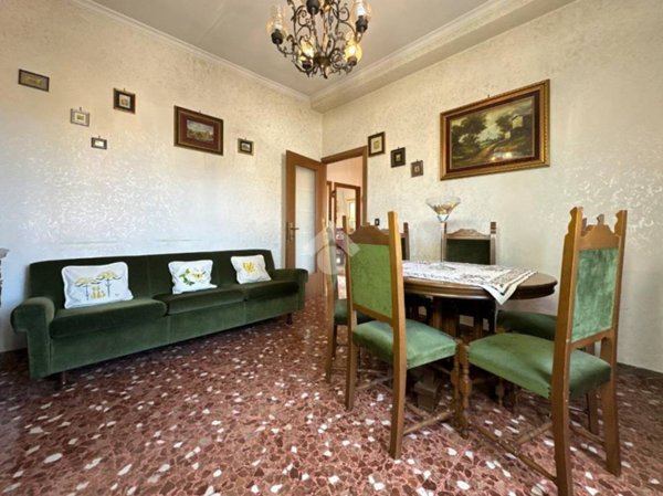 appartamento in vendita a Monte Compatri in zona Laghetto