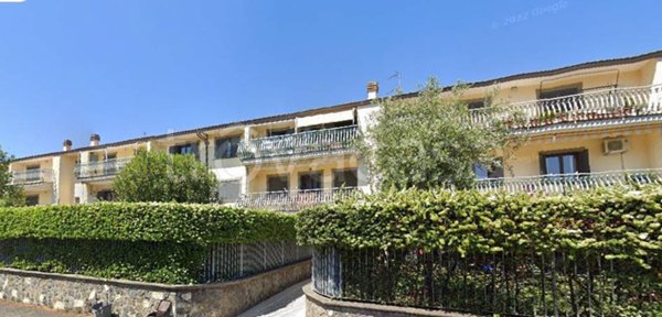 appartamento in vendita a Monte Compatri in zona Laghetto