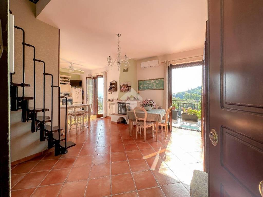 appartamento in vendita a Monte Compatri