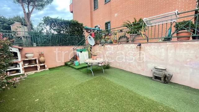 appartamento in vendita a Monte Compatri in zona Laghetto