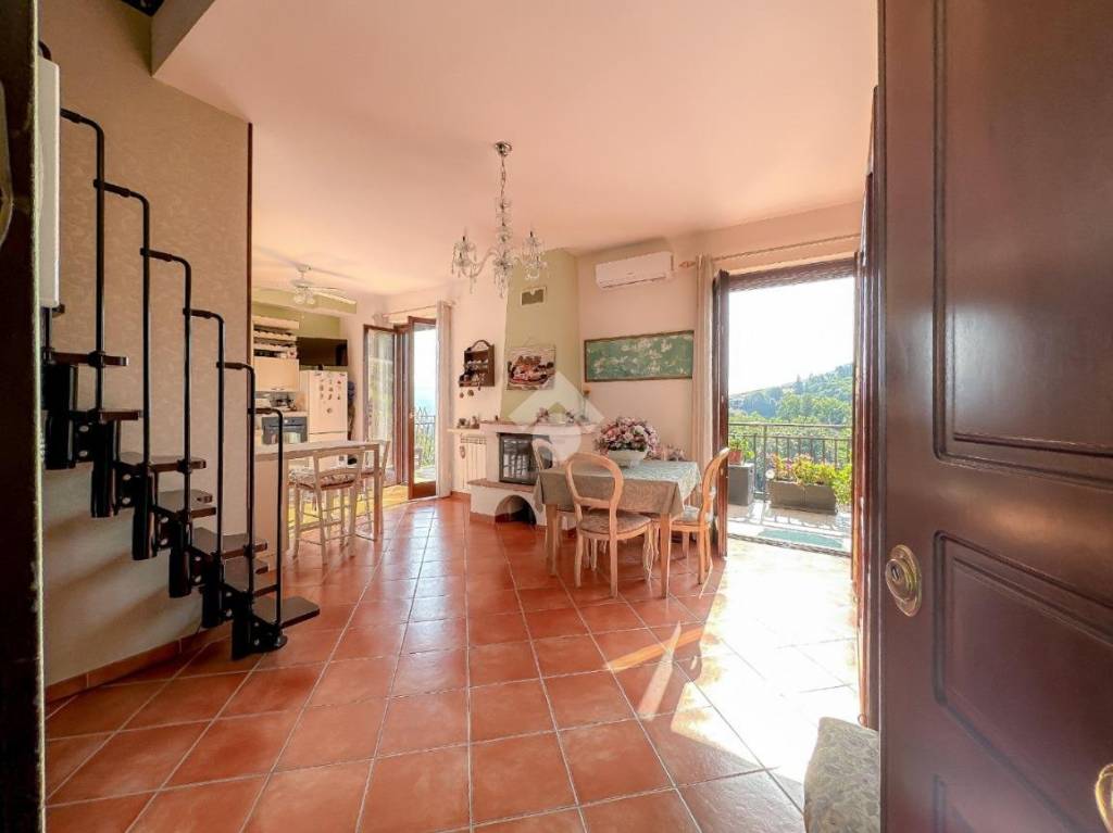 appartamento in vendita a Monte Compatri