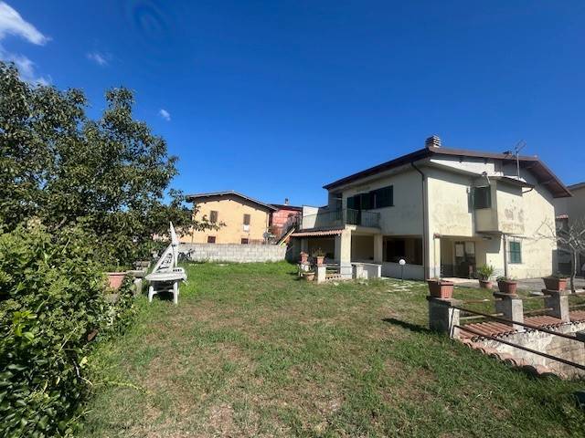 appartamento in vendita a Monte Compatri in zona Molara