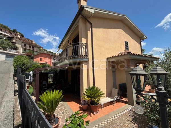 casa indipendente in vendita a Monte Compatri