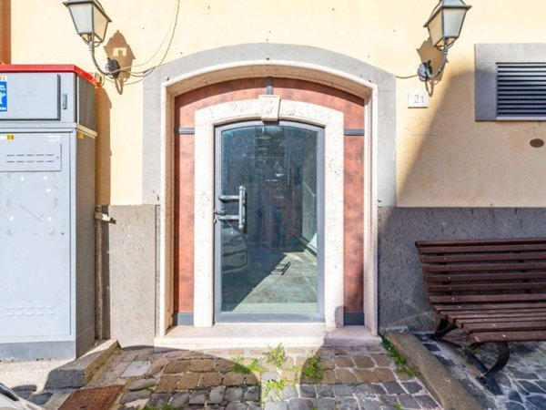 negozio in vendita a Monte Compatri