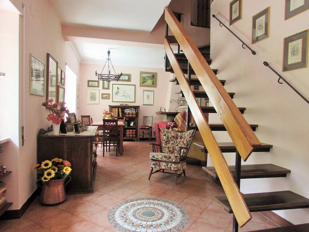 casa indipendente in vendita a Monte Compatri in zona Pantano