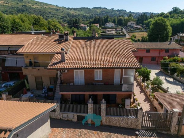 appartamento in vendita a Monte Compatri in zona Molara