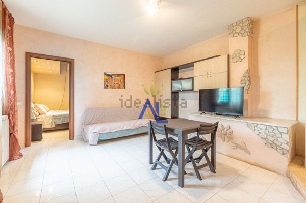 appartamento in vendita a Monte Compatri in zona Laghetto