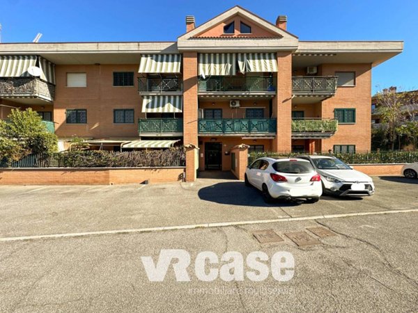 appartamento in vendita a Monte Compatri in zona Pantano