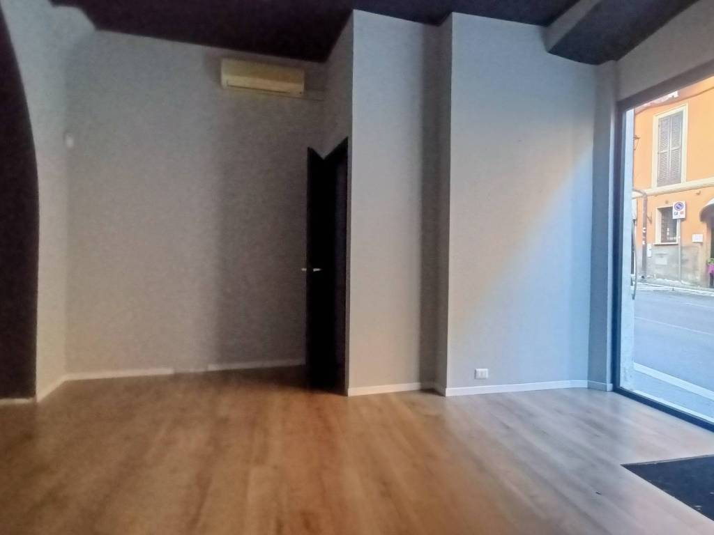 negozio in vendita a Monte Compatri