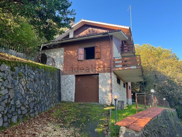 casa indipendente in vendita a Monte Compatri in zona Pratarena