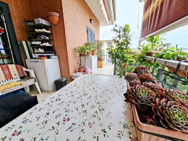 appartamento in vendita a Monte Compatri in zona Laghetto