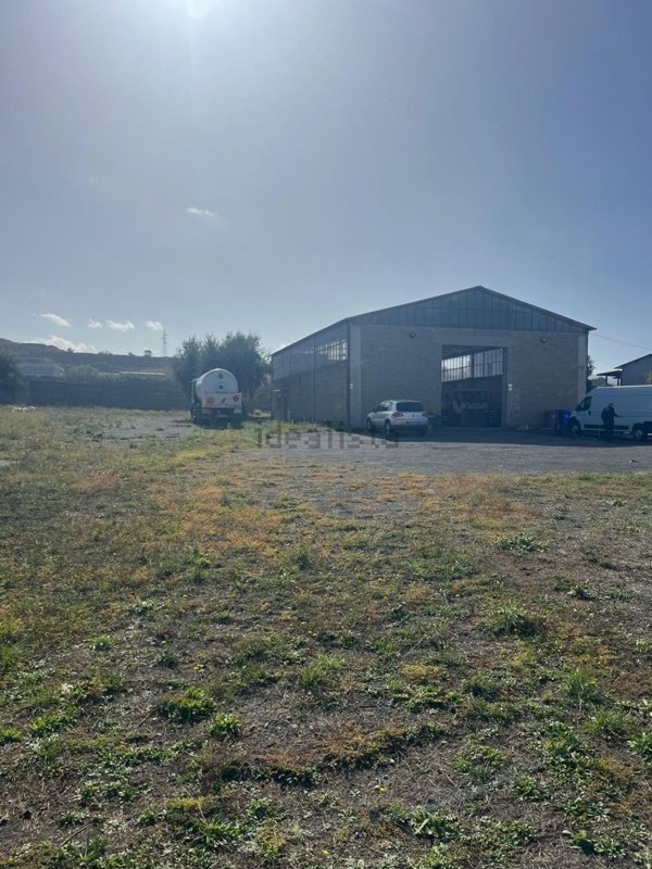 intera palazzina in vendita a Monte Compatri in zona Laghetto