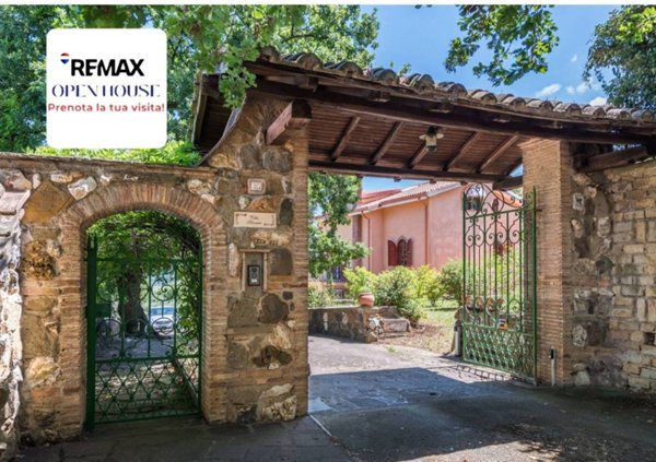 casa indipendente in vendita a Monte Compatri