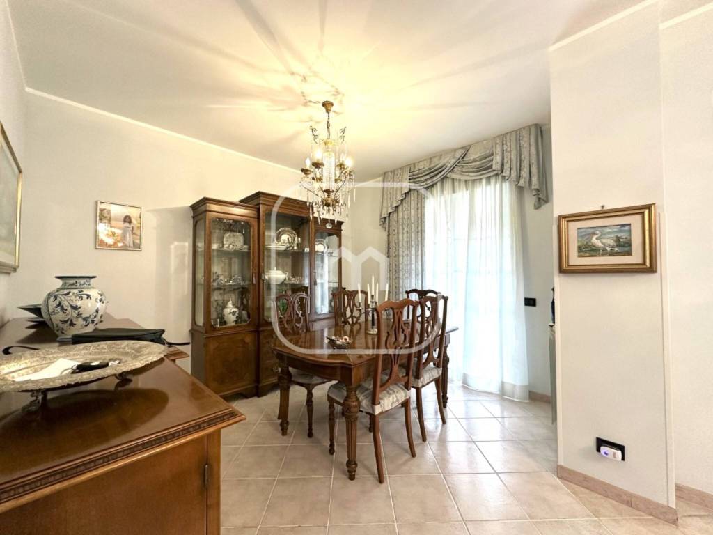 casa indipendente in vendita a Monte Compatri in zona Laghetto