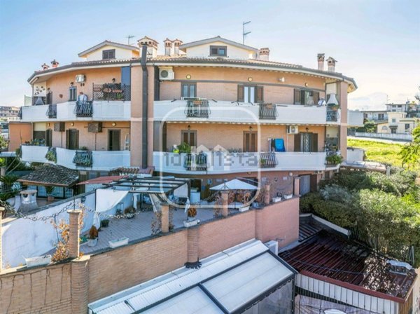 appartamento in vendita a Monte Compatri in zona Pantano