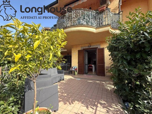 appartamento in vendita a Monte Compatri in zona Laghetto