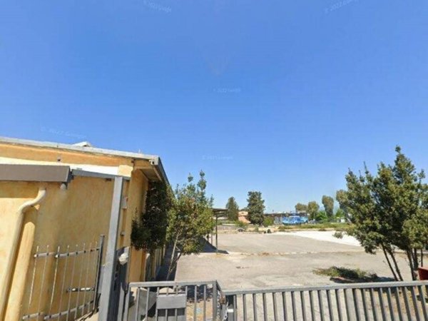 locale commerciale in vendita a Monte Compatri