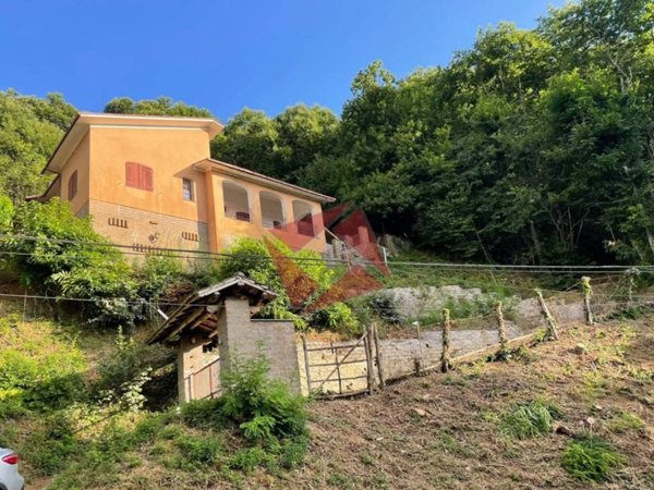 casa indipendente in vendita a Monte Compatri