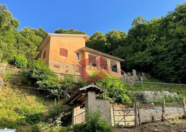 casa indipendente in vendita a Monte Compatri