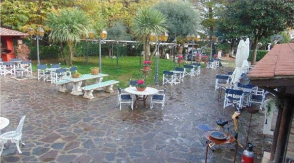 negozio in vendita a Monte Compatri