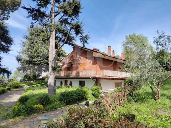 casa indipendente in vendita a Monte Compatri