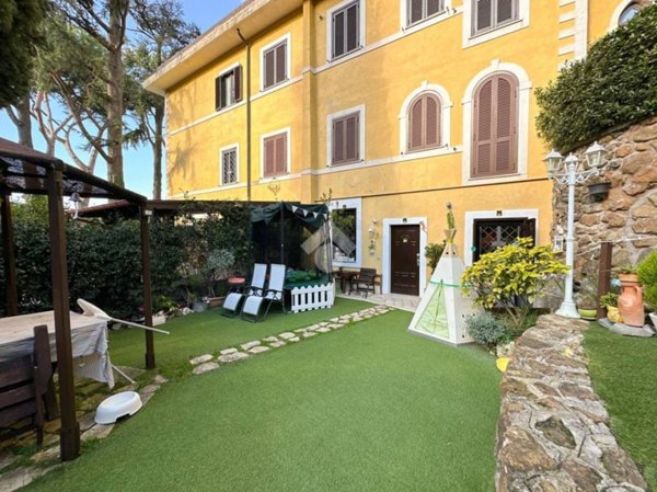 appartamento in vendita a Monte Compatri in zona Pantano