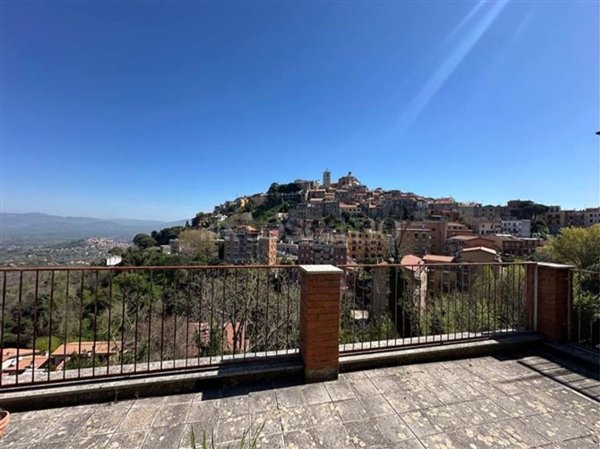 appartamento in vendita a Monte Compatri in zona Pratarena