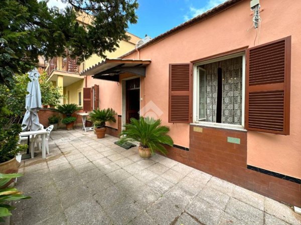 casa indipendente in vendita a Monte Compatri in zona Laghetto