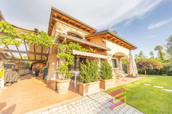 casa indipendente in vendita a Monte Compatri in zona Molara