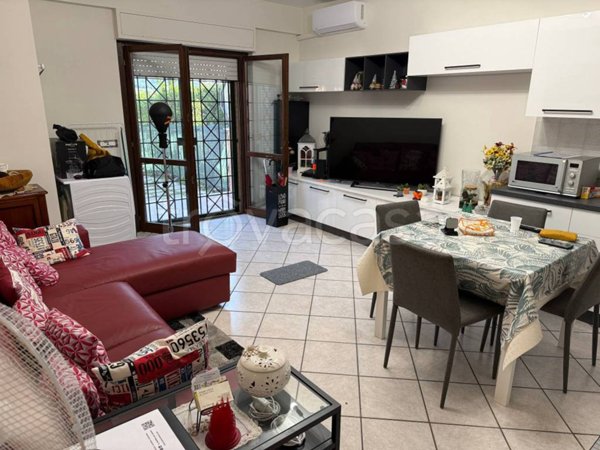 appartamento in vendita a Monte Compatri in zona Laghetto