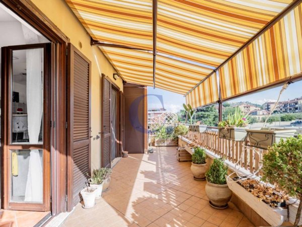 appartamento in vendita a Monte Compatri in zona Laghetto