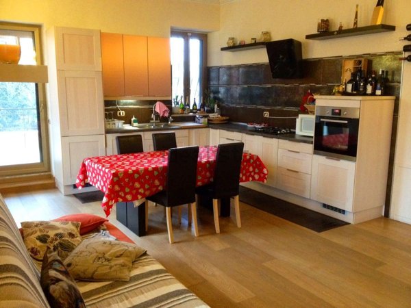 appartamento in vendita a Monte Compatri in zona Laghetto