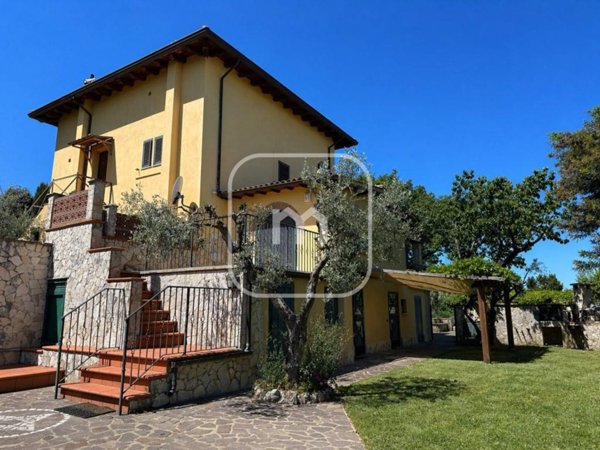 casa indipendente in vendita a Monte Compatri in zona Pantano