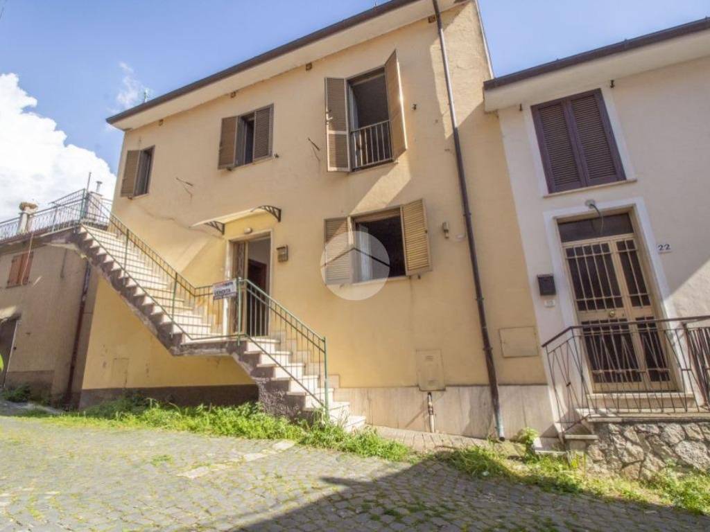 casa indipendente in vendita a Monteflavio