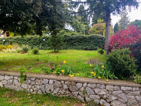 casa indipendente in vendita a Monteflavio