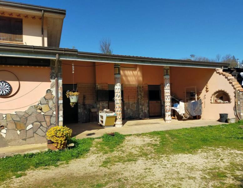 casa indipendente in vendita a Montelanico