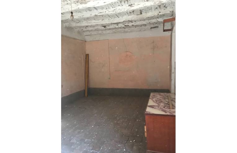 intera palazzina in vendita a Montelanico