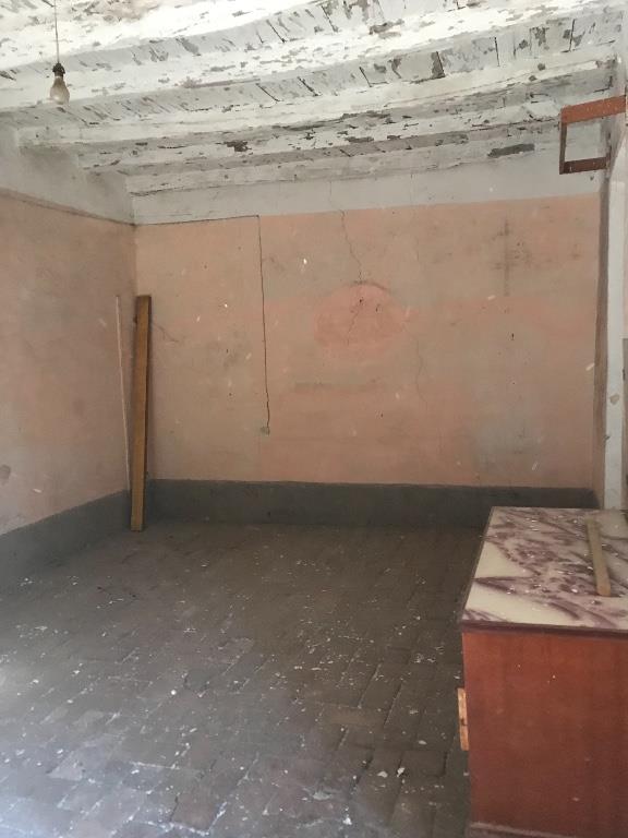 intera palazzina in vendita a Montelanico