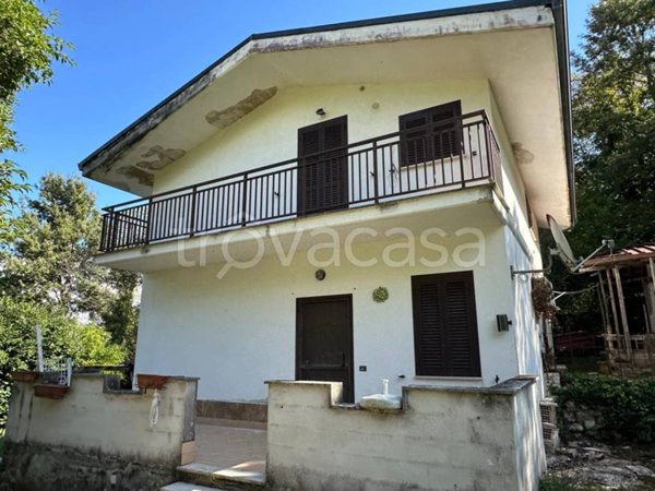 casa indipendente in vendita a Montelanico