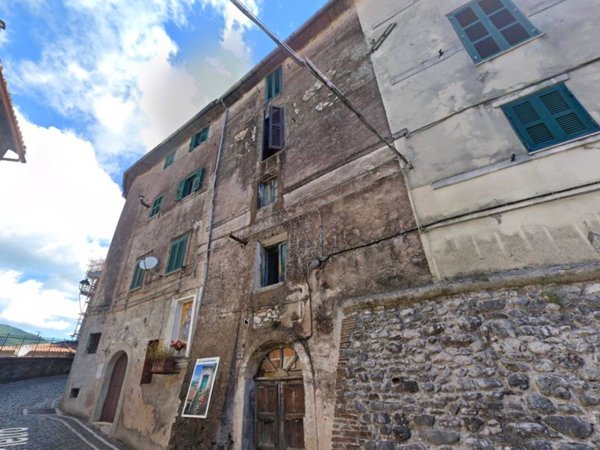 casa indipendente in vendita a Montelanico