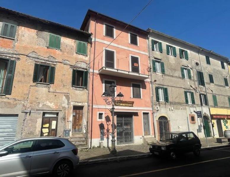 intera palazzina in vendita a Montelanico