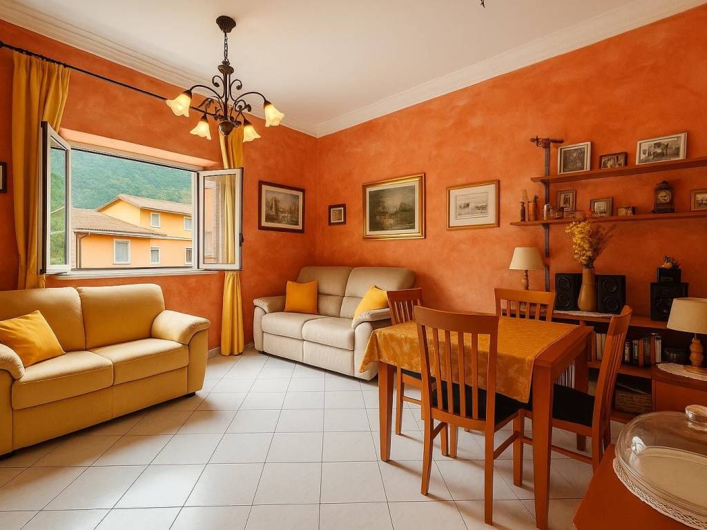 appartamento in vendita a Montelanico