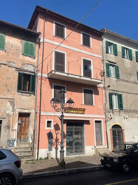 intera palazzina in vendita a Montelanico