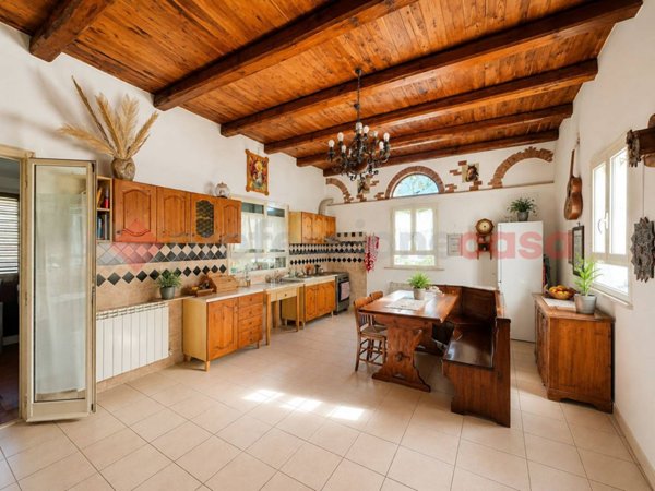 casa indipendente in vendita a Montelanico