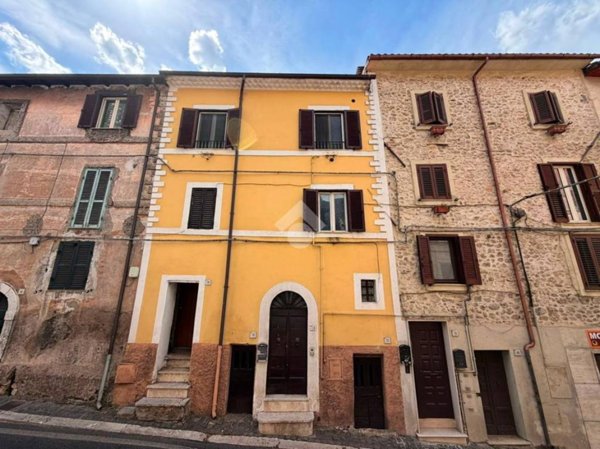 appartamento in vendita a Montelanico