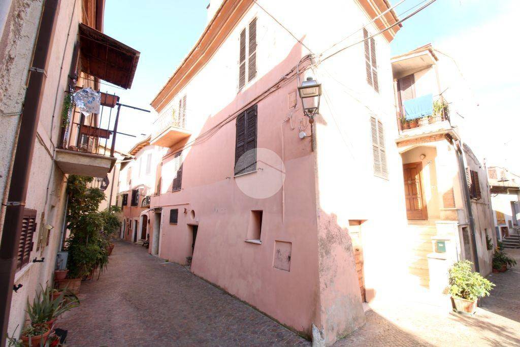 appartamento in vendita a Montelibretti
