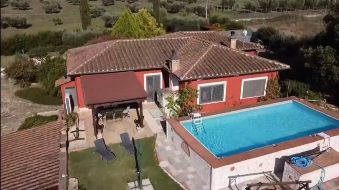 casa indipendente in vendita a Montelibretti
