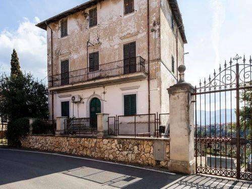 appartamento in vendita a Montelibretti